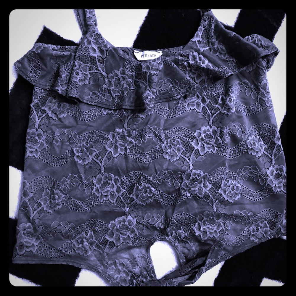 Lacey crop top